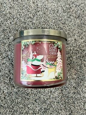 Bath and Body Works Red Velvet Cheer 3 Wick Scented Candle Christmas Holiday
